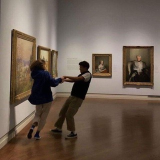 𝕃𝕆ℂ𝕆𝕃𝔸ℕ𝔻🎡🧨