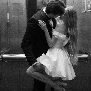 𝑾𝑶𝑵𝑫𝑬𝑹𝑳𝑨𝑵𝑫