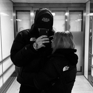 ᘜOᖇOᑭ ᘜᕼᗩT